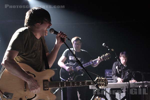 AND YOU WILL KNOW US BY THE TRAIL OF DEAD - 2007-03-11 - PARIS - Trabendo - Conrad Keely - Kevin Wayne Allen